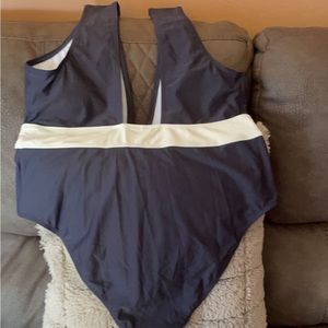 Black and white one piece CUPSHE swimsuit